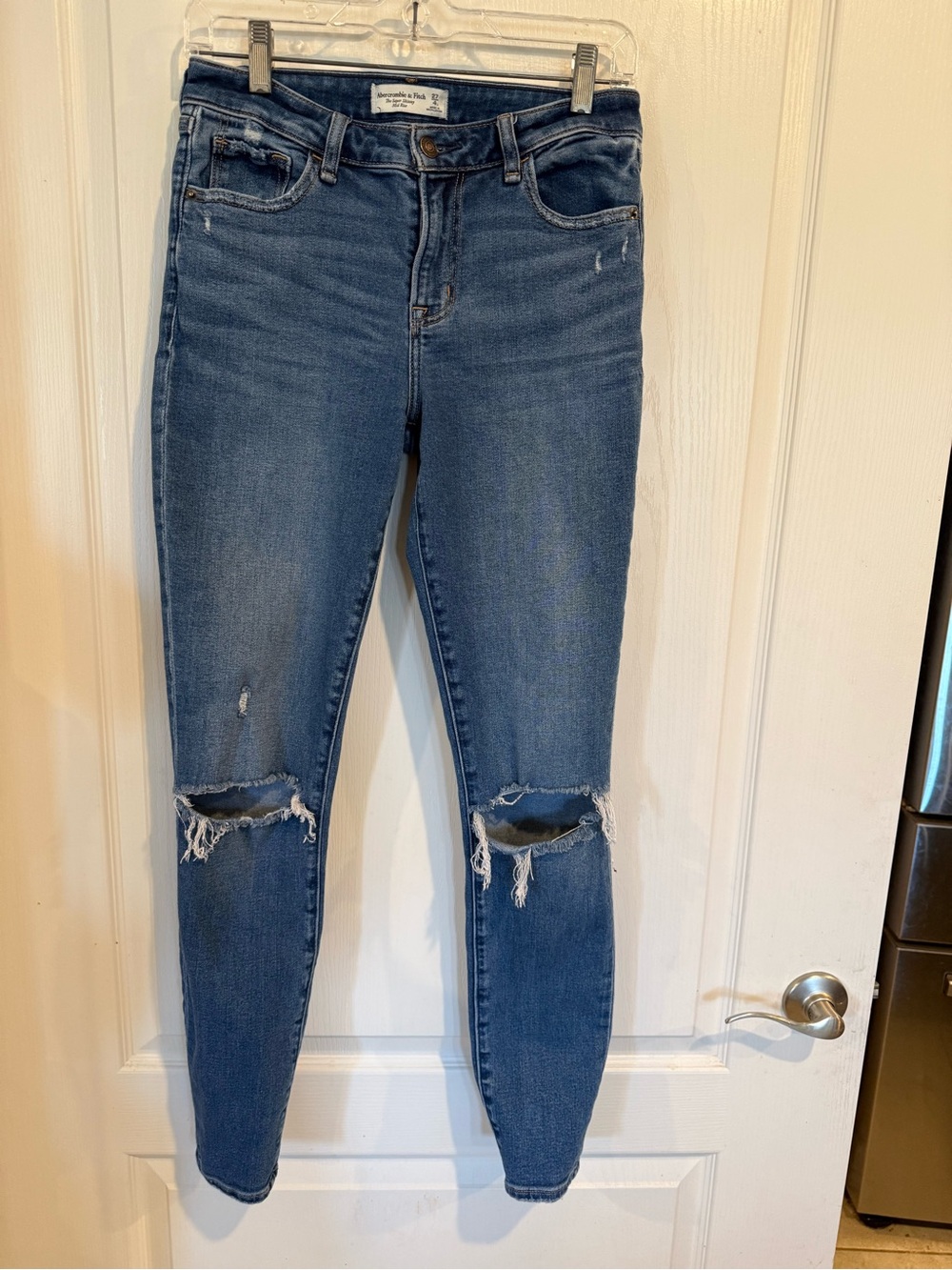 Abercrombie & Fitch denim super skinny mid rise distressed blue jeans 4L long 27